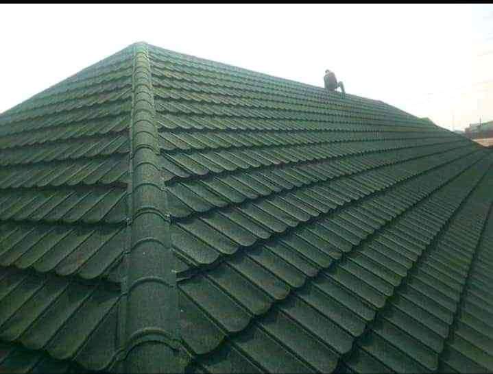 Finishing Atap Genteng Metal Hijau